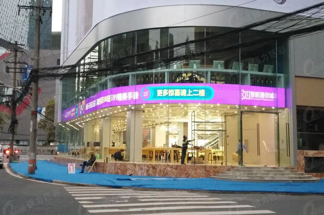 决胜年末消费旺季，门头全彩屏少不了